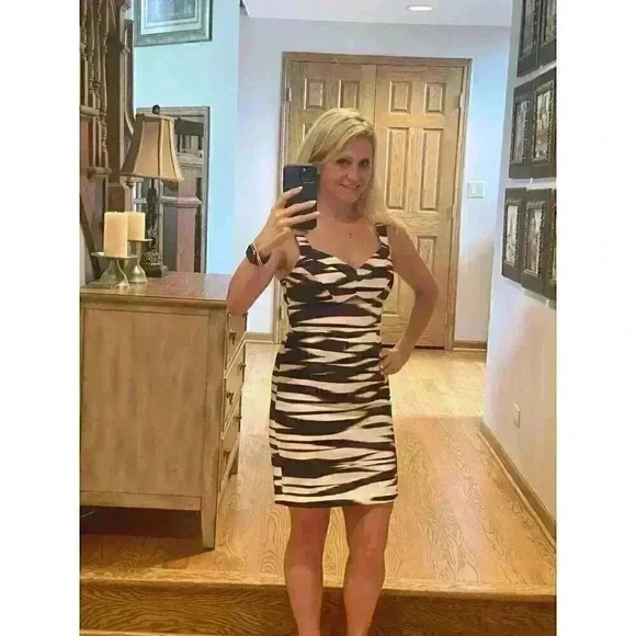 YUMI KIM Orange Blue White cutout sheath knee length dress Size Small/XS 0/2 - Picture 8 of 14